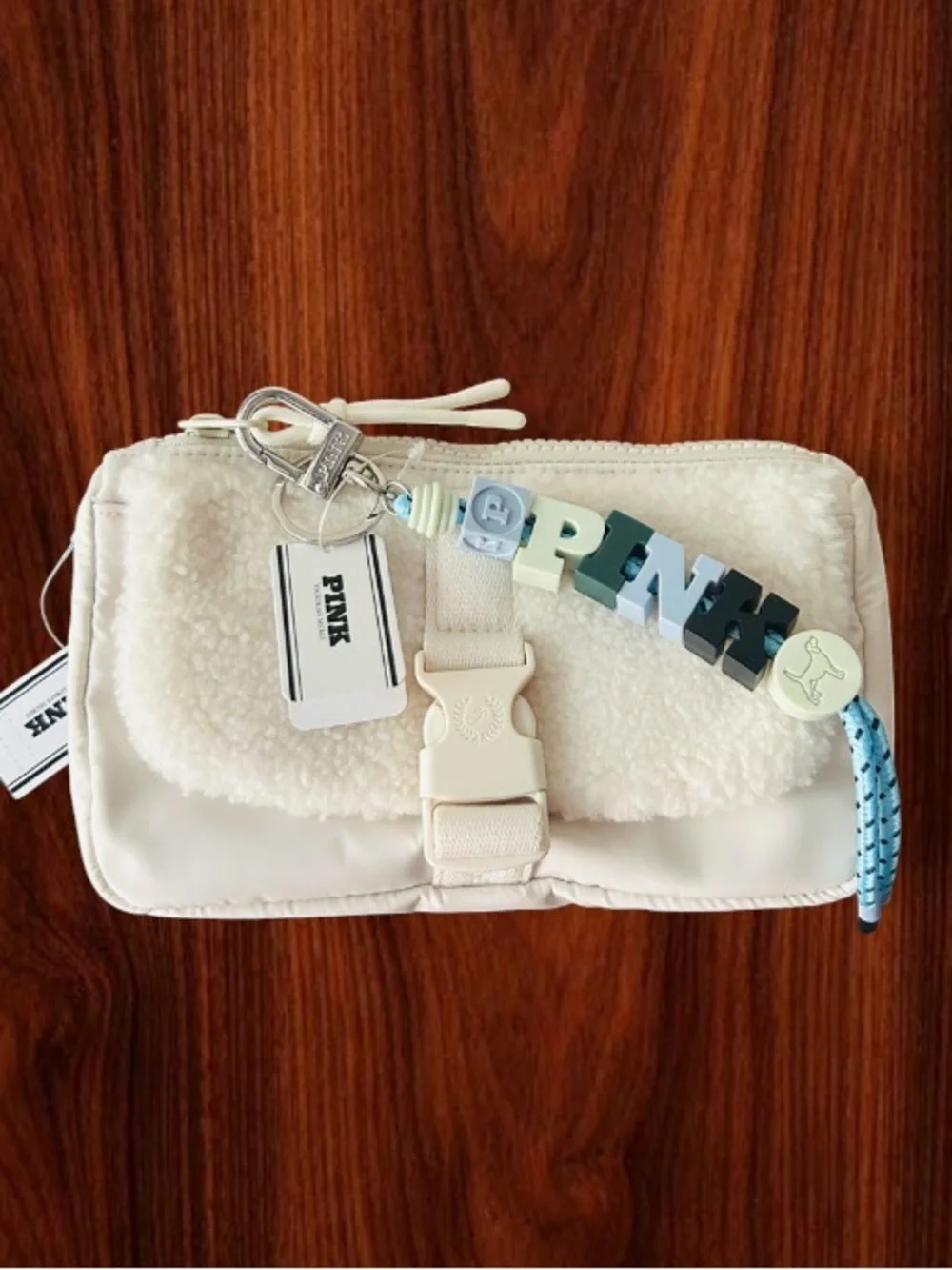 🆕💟 Sherpa Nylon Sling Bag With PINK Keychain Charm Victoria’s Secret NWT